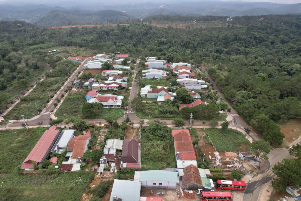 Bán Lô Đất Đường Nguyễn Văn Cừ - Thị Trấn Măng Đen - Gần Hồ Toong Po Bán Lô Đất Đường Nguyễn Văn Cừ - Thị Trấn Măng Đen - Gần Hồ Toong Po